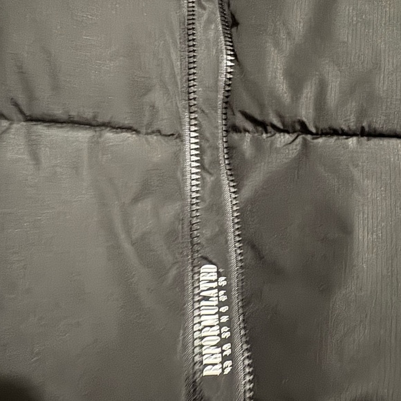 💙 NEW WITHOUT TAG 💙 ZARA!!!💚 Black Puffer Jacket with Hood and Quilted Design. - Picture 4 of 13